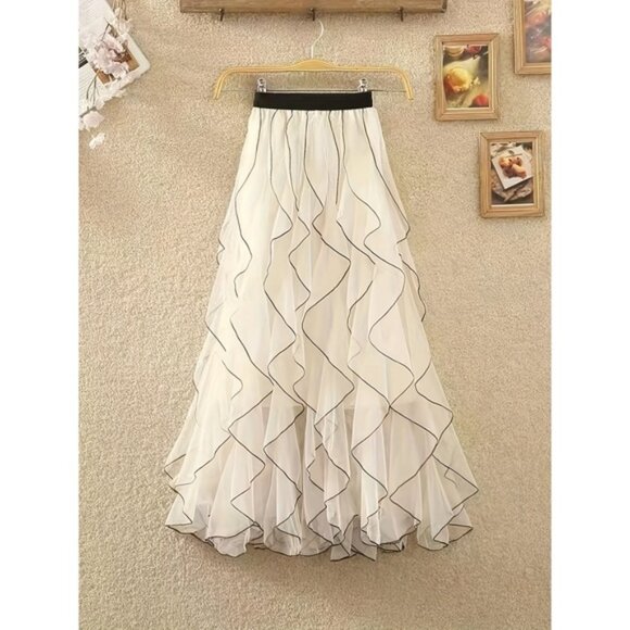 [Elegant Skirt] Polyester Elegant Layered Mesh High-Low Skirt | Solid Color, Mac - Picture 1 of 5